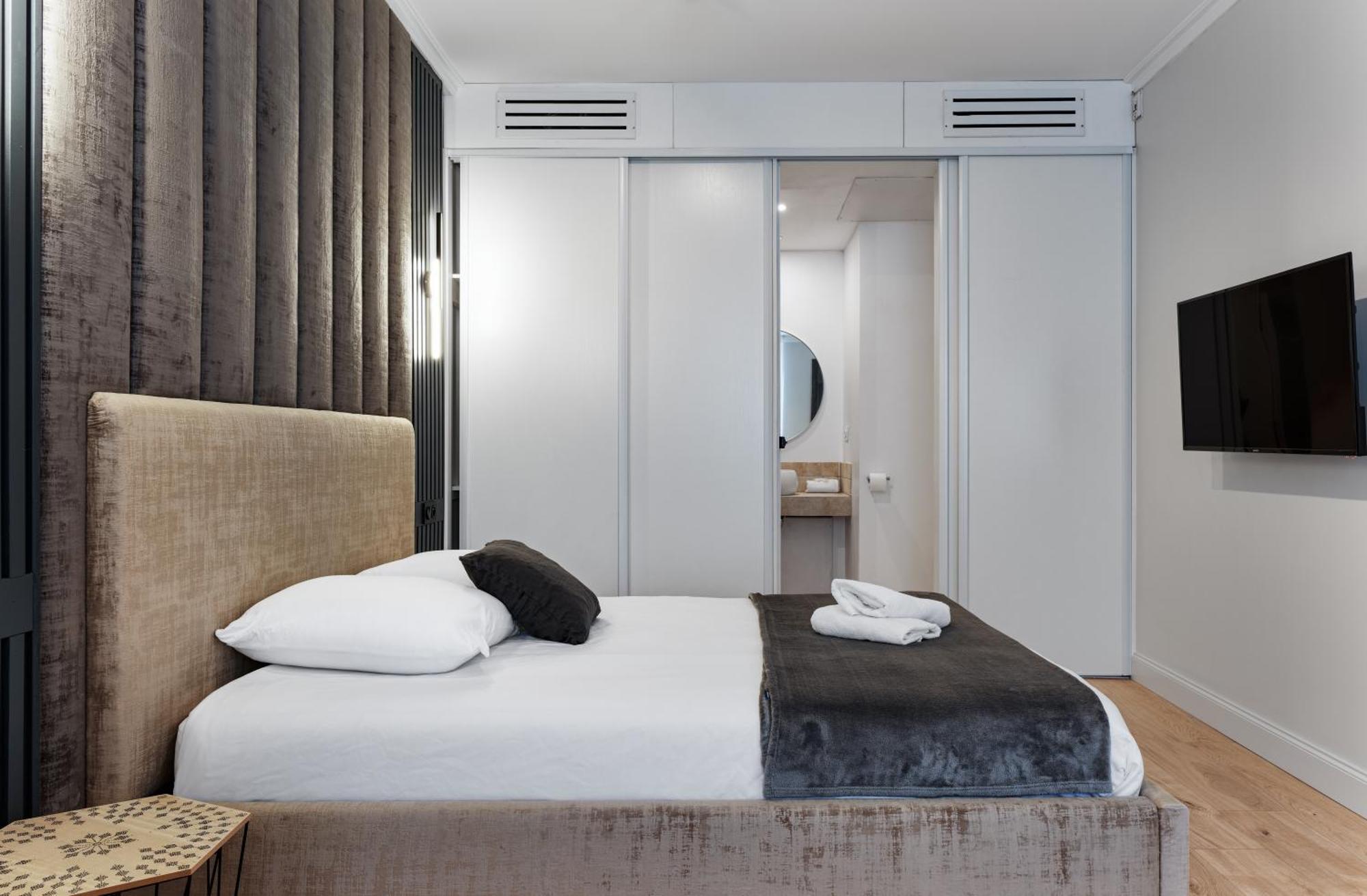 Maya Appartements & Suites Cosne-Cours-Sur-Loire Exterior photo
